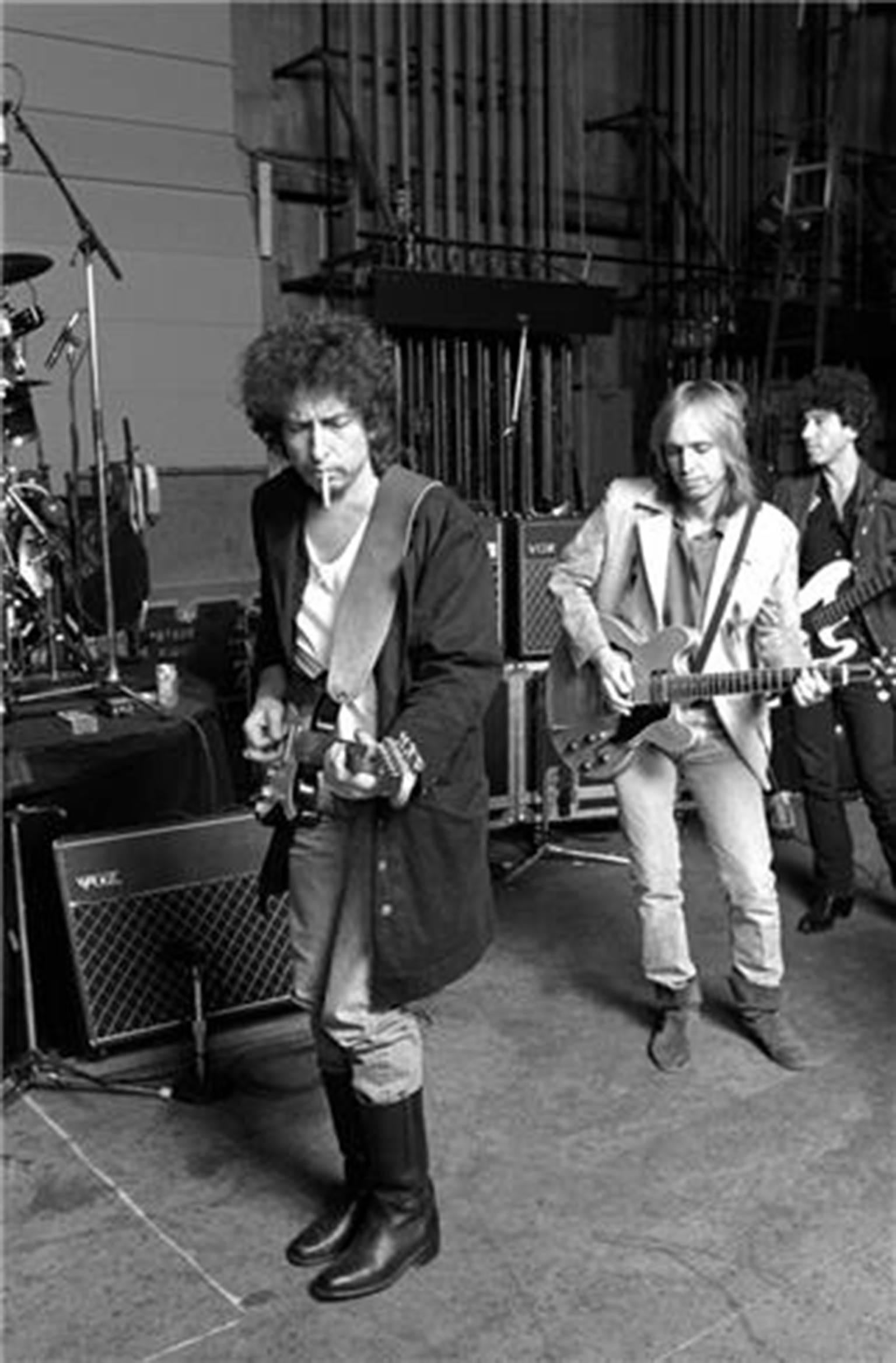 Neal Preston Black and White Photograph - Bob Dylan and Tom Petty, Hollywood, Ca, 1985