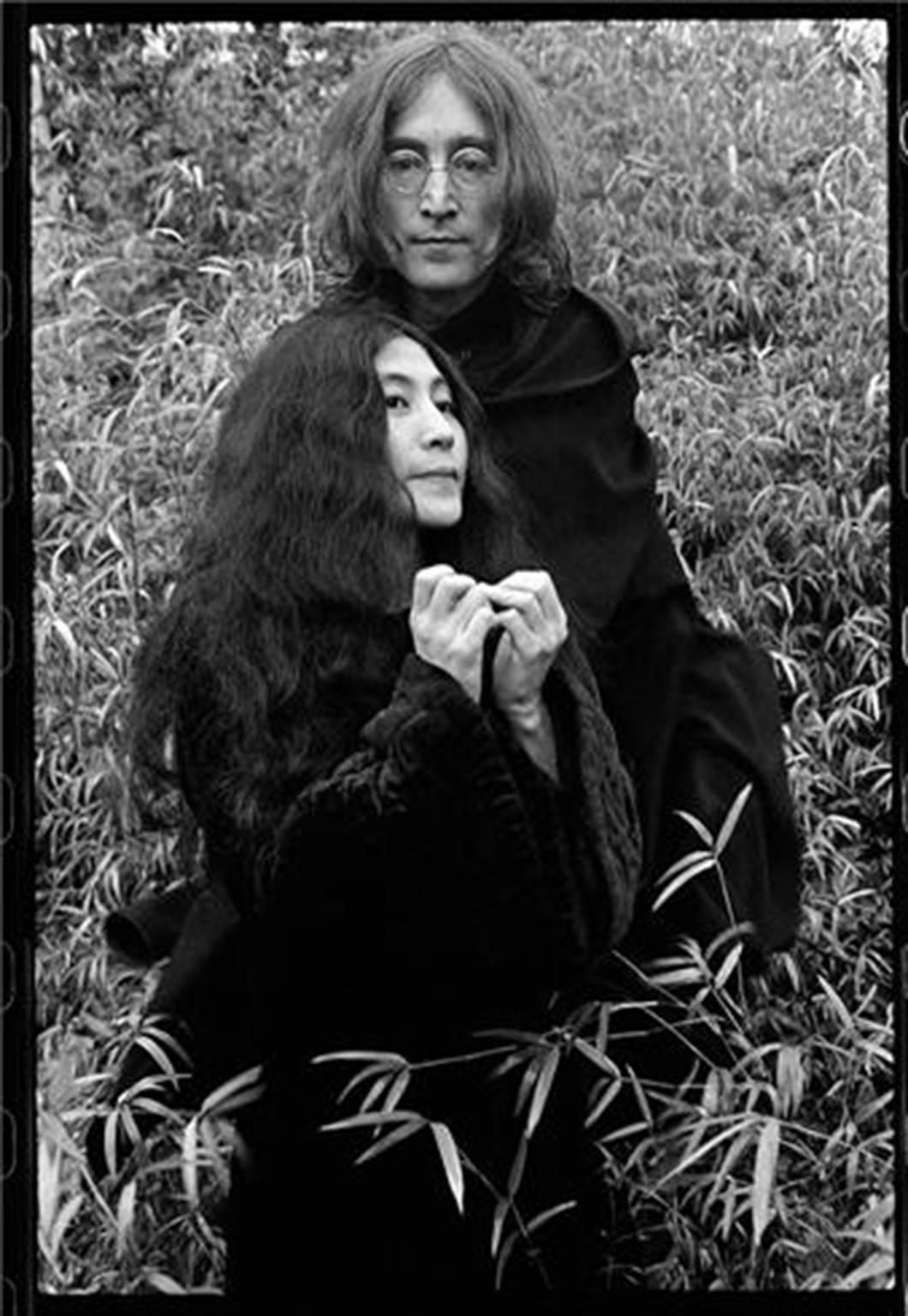 Ethan Russell Black and White Photograph - John Lennon and Yoko Ono