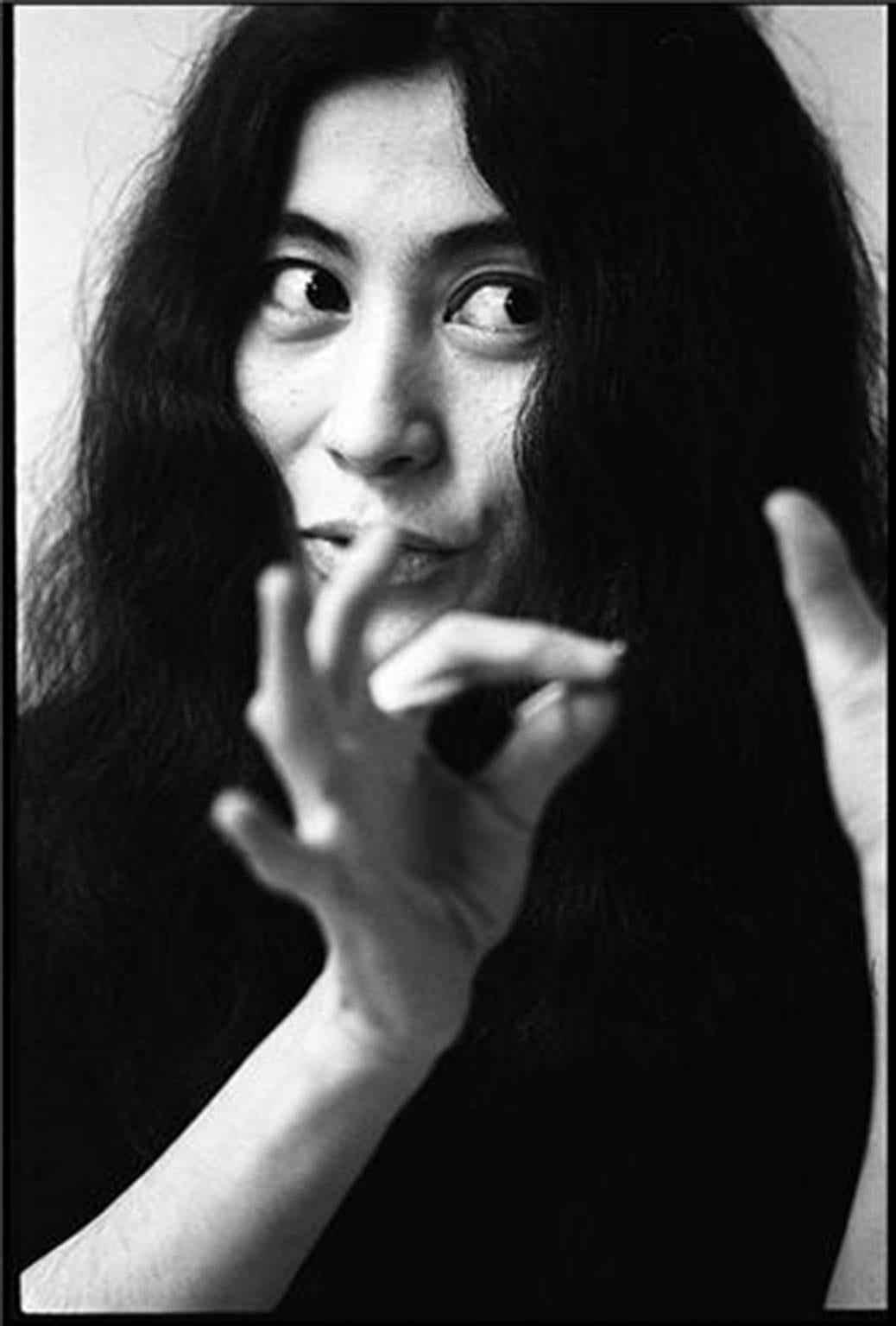 Ethan Russell Portrait Photograph - Yoko Ono
