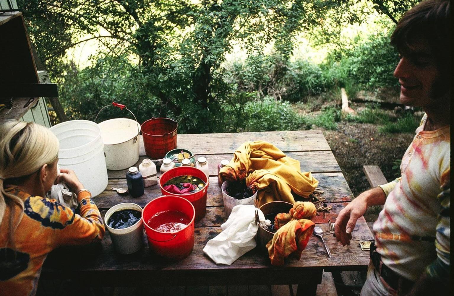 Jerry de Wilde Color Photograph - John and Ceci Sebastian, Waterbaby Dye Works, The Farm, Los Angeles, CA 1969