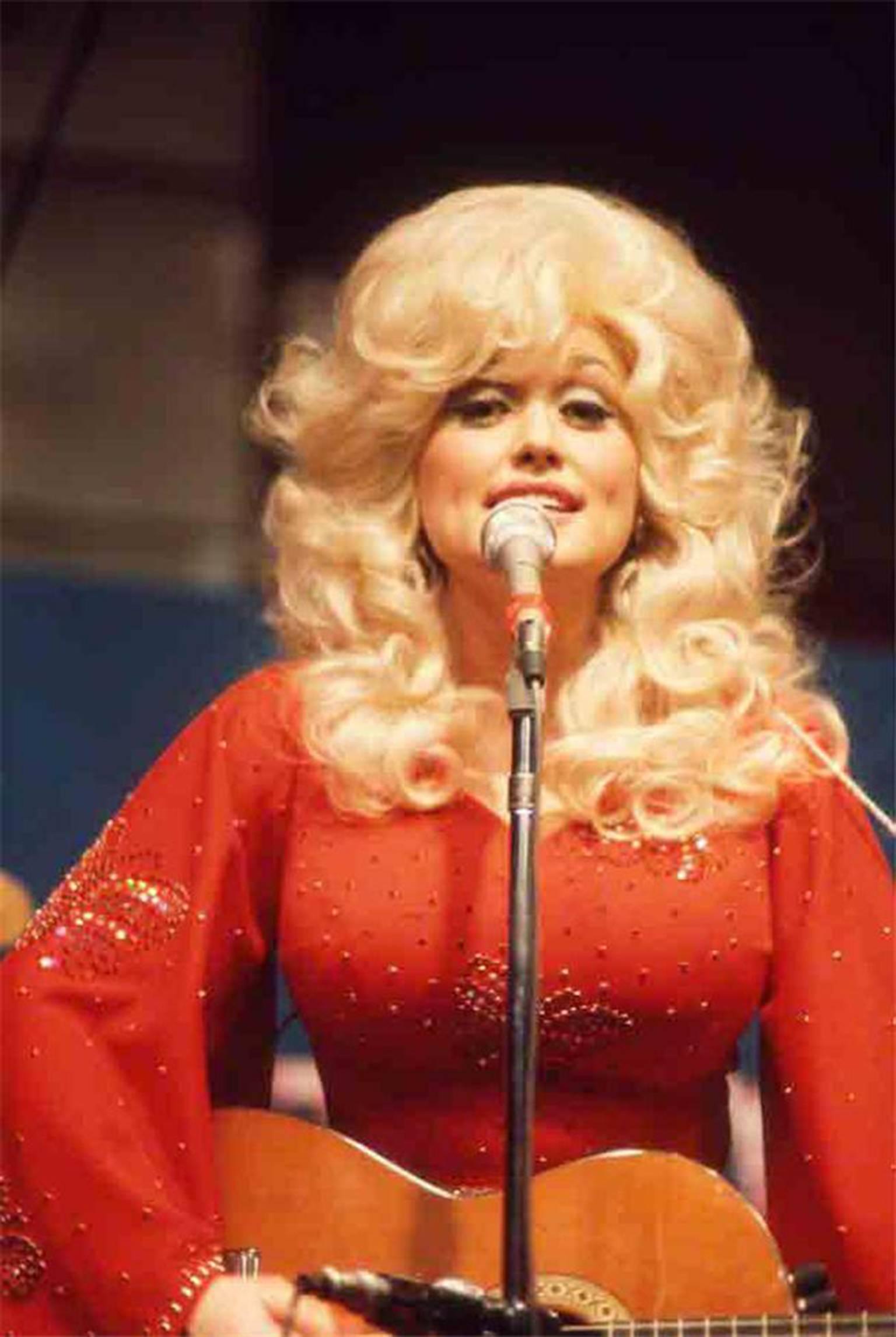 Art Shay Color Photograph - Dolly Parton, 1975