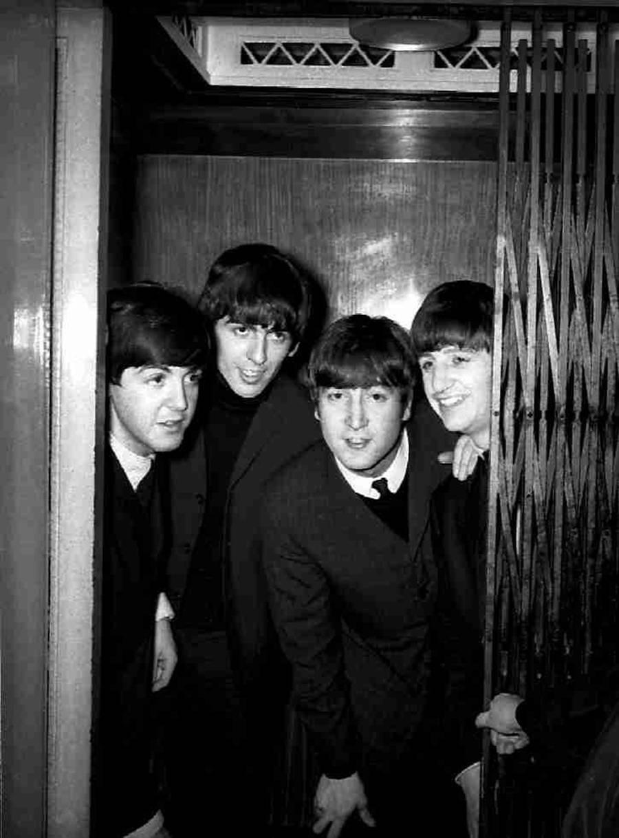 Ian Wright Black and White Photograph - The Beatles On Their Way Up, Sunderland, England 1963