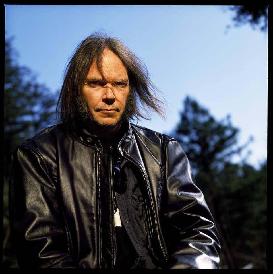 Jay Blakesberg - Neil Young, ranch Broken Arrow Ranch, 1991 En vente ...
