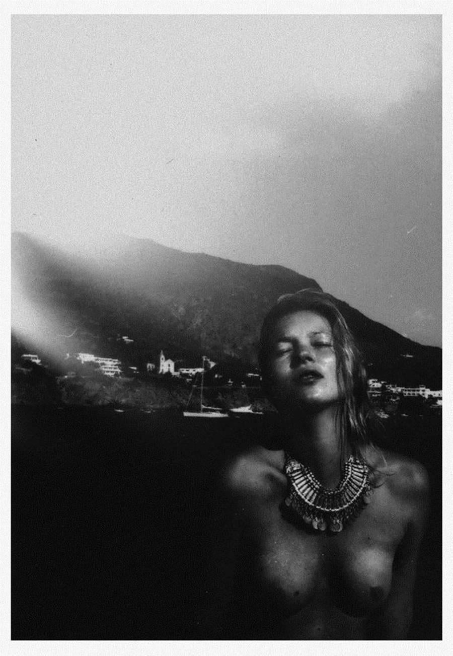 Jamie Hince Portrait Photograph – Kate Moss aus Kate