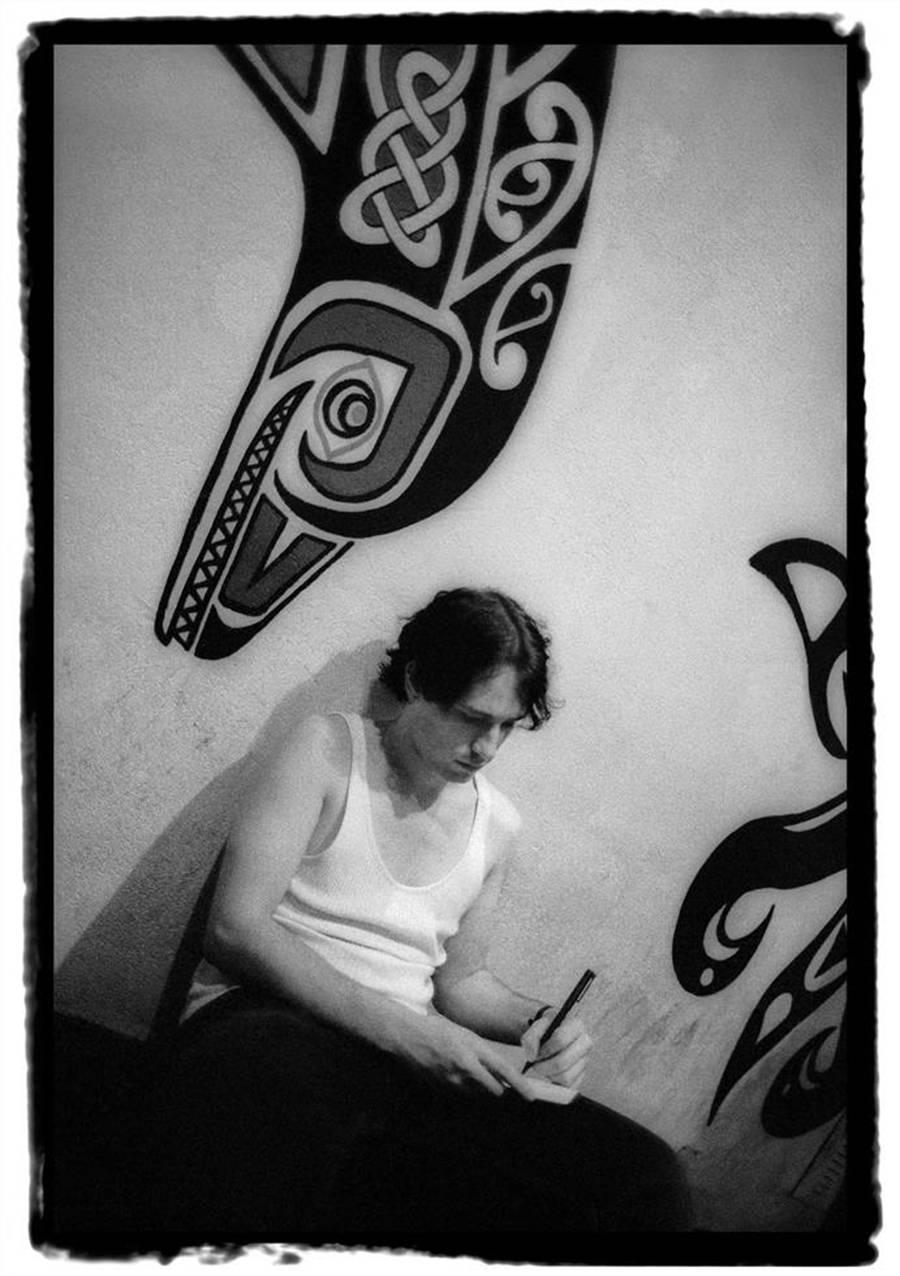 Guido Harari Black and White Photograph - Jeff Buckley, Milano, 1994