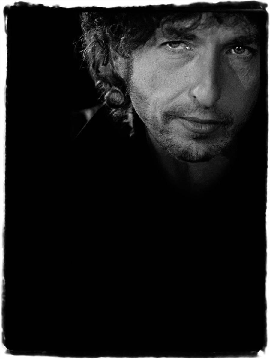Guido Harari Black and White Photograph – Bob Dylan, Sirmione, Italien, 1984