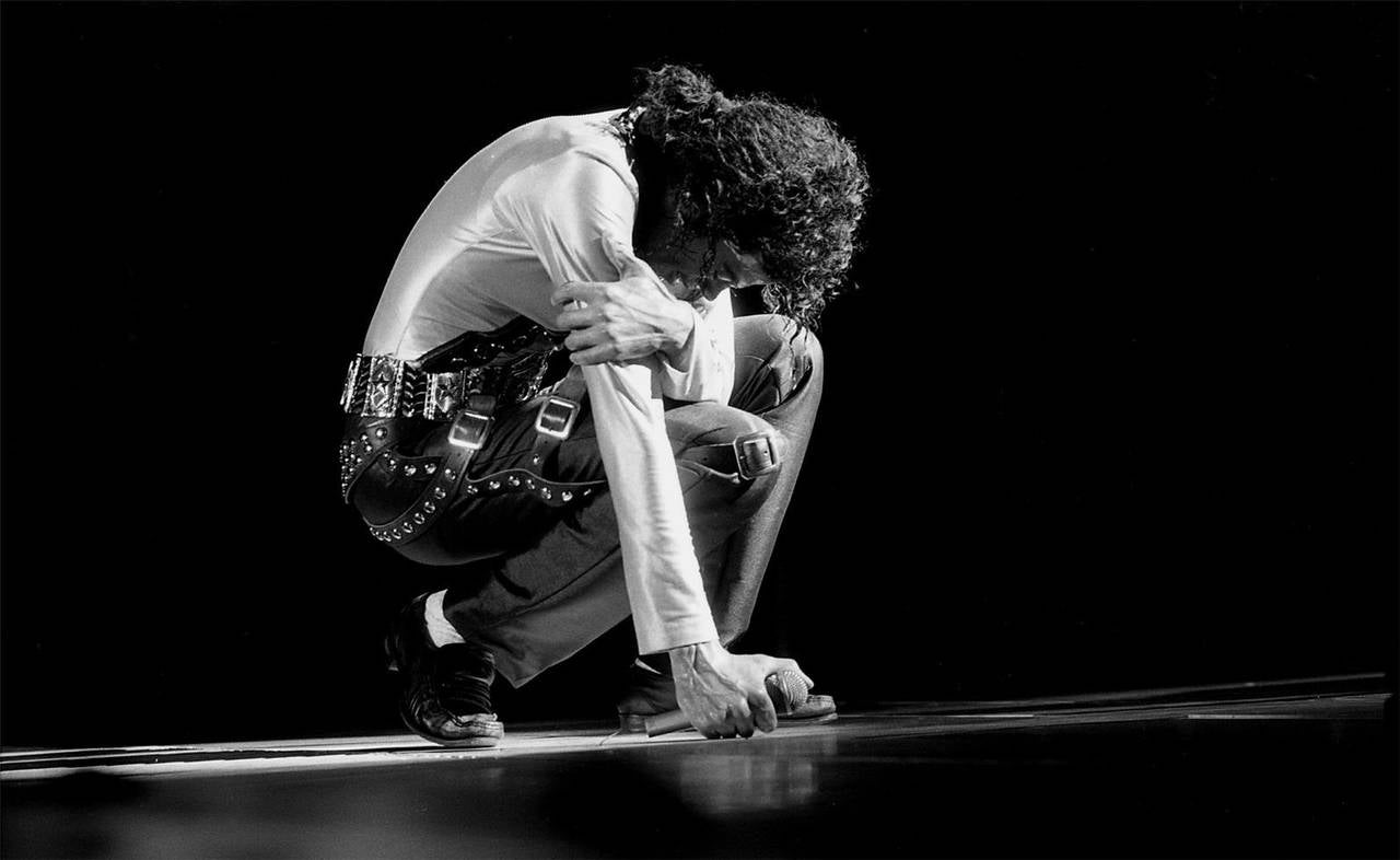 Neal Preston Black and White Photograph - Michael Jackson, Tokyo, Japan 1987