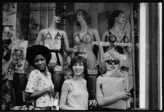 Vintage Debbie Harry and The Stillettoes in Times Square