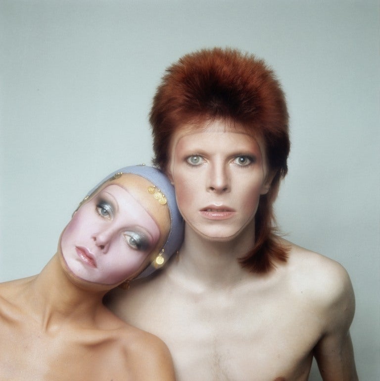 Justin de Villaneuve Portrait Photograph - David Bowie and Twiggy: Pin Ups