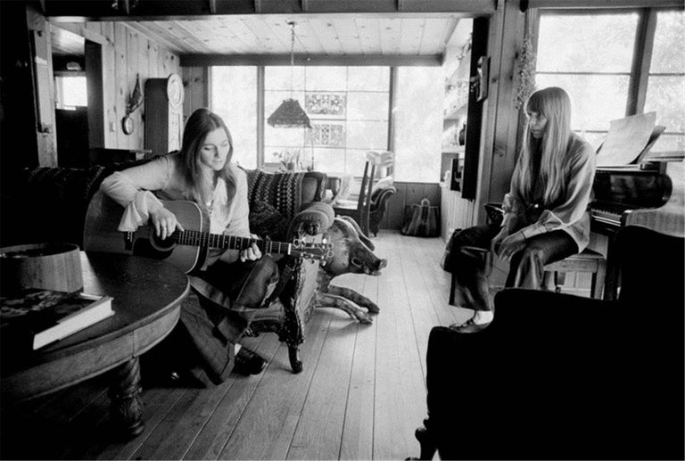 Rowland Scherman Black and White Photograph - Joni Mitchell & Judy Collins, Lookout Mountain, Laurel Canyon, CA