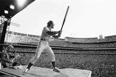 Elton John, Dodgers Stadium, Los Angeles, CA, 1975