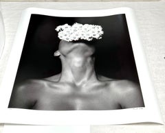 „Human Nature Pt. 2“ – Schwarz-Weiß-Fotografie, 50 x 40 Zoll, Auflage: 3 Exemplare, von Brendan North