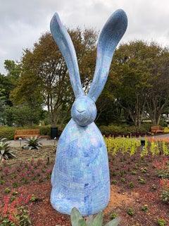 Hunt Slonem Dane Blue Bunny Monumentale 10' Mosaik-Glas-Skulptur Installation