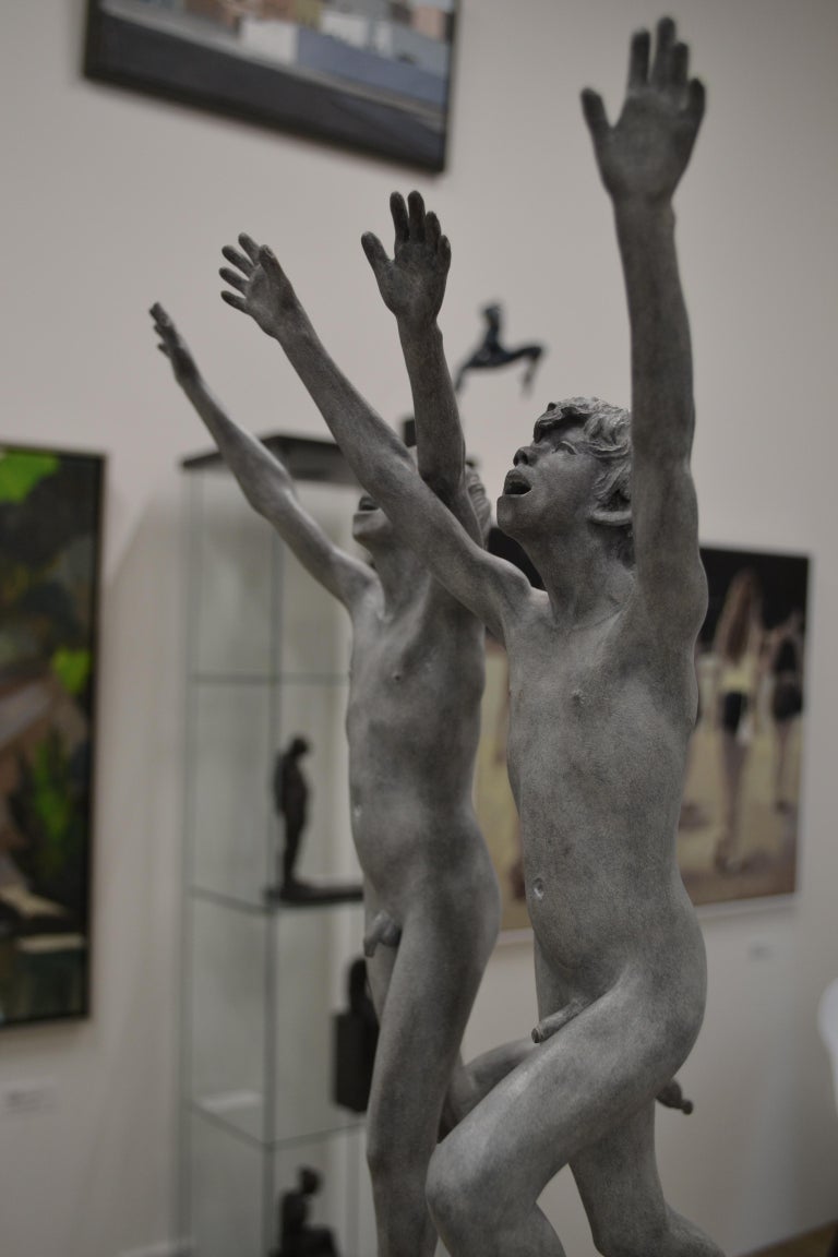 Cursus- 21st Century Contemporary Bronze Sculpture of Two Nude Running Boys For Sale 8