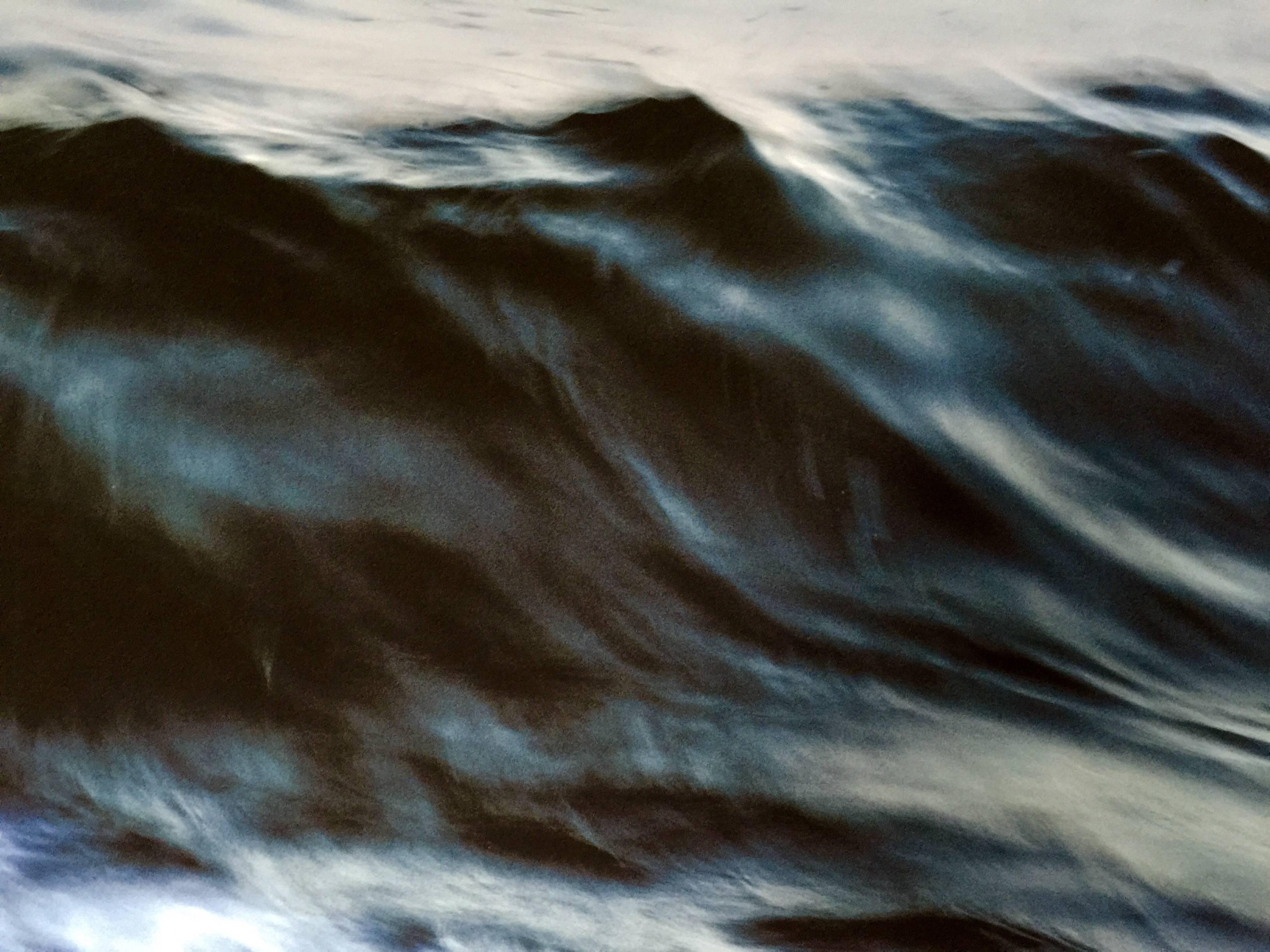 Tanya Malott Color Photograph - Montauk Swell