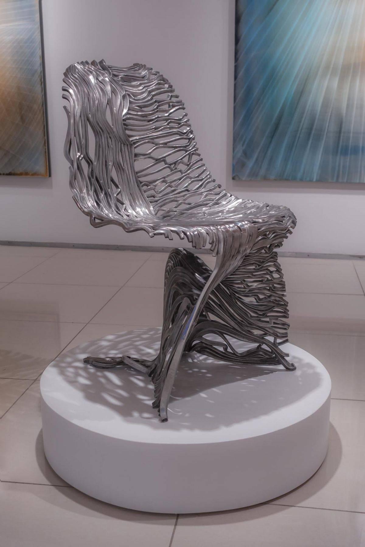 Dichotomy Chair - Sculpture by Gil Bruvel