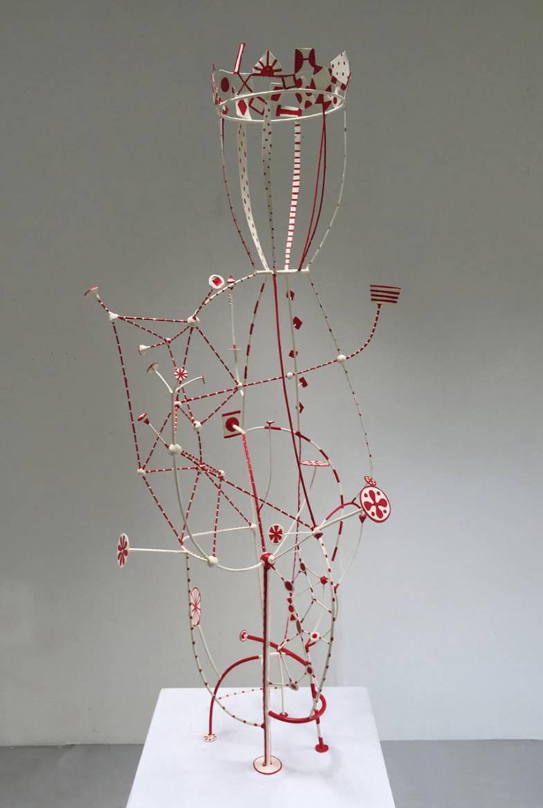 Tom Nussbaum Abstract Sculpture - Red Queen