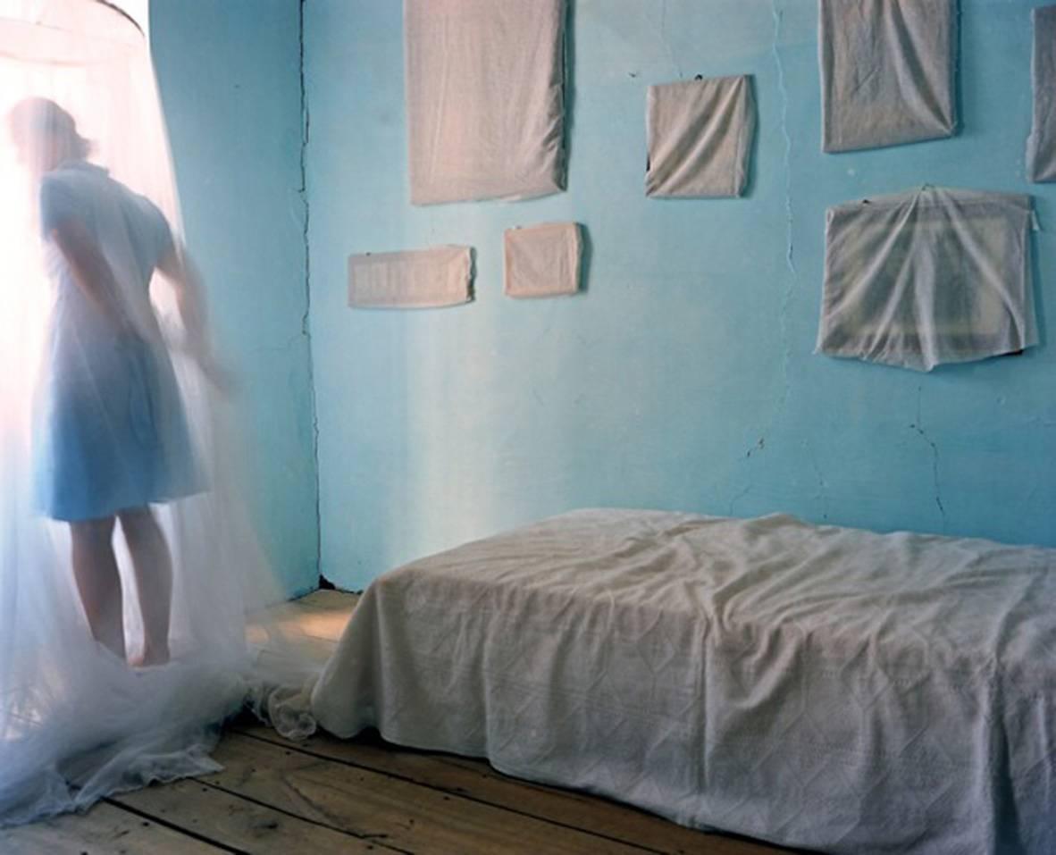 Bastienne Schmidt Color Photograph - Turquoise Room, Samos, Greece