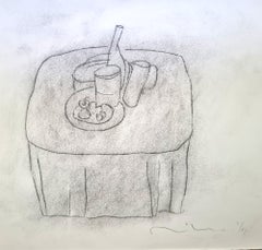 Naturaleza muerta II: Dibujo al carboncillo sobre papel rayado