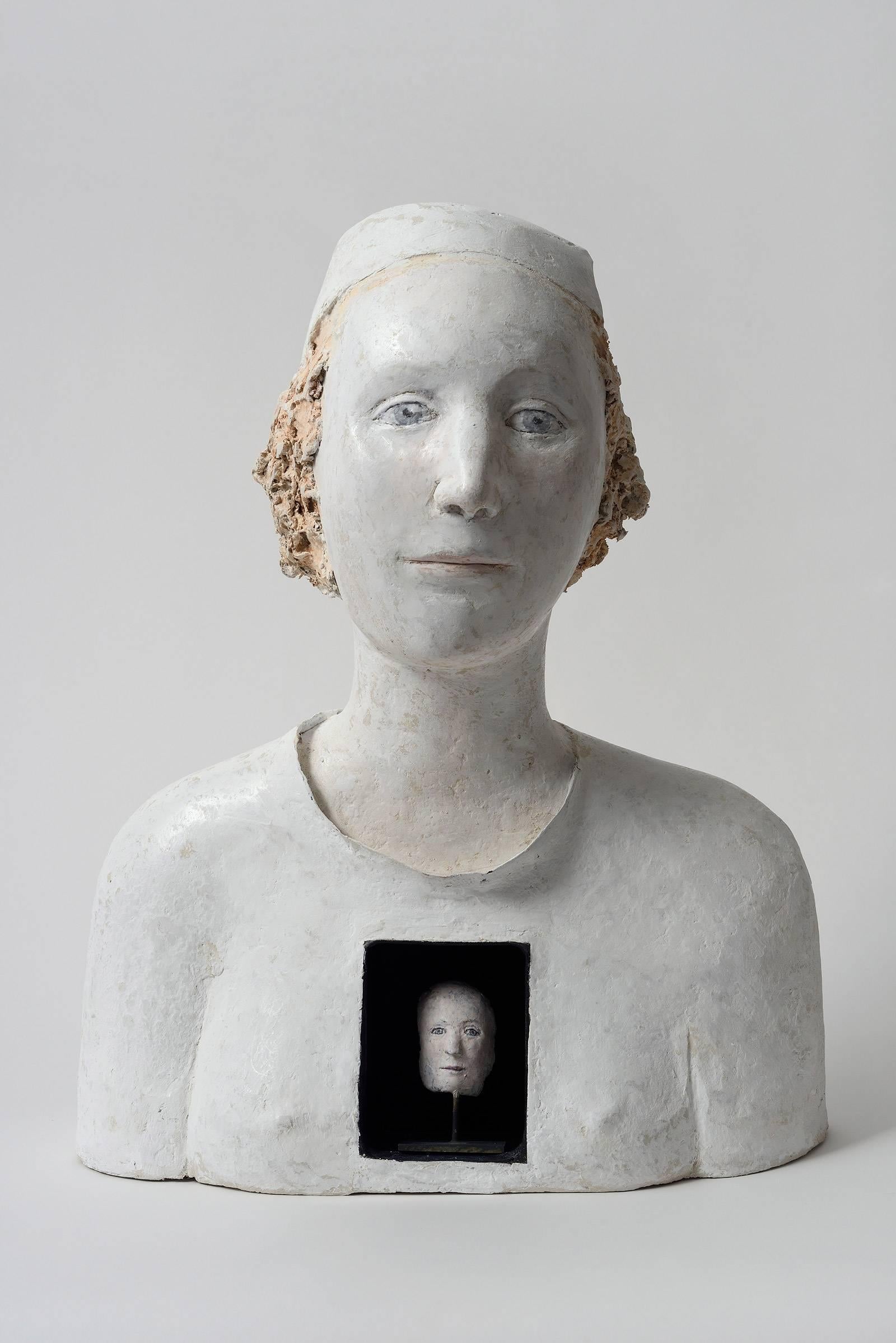 Agnes Baillon Figurative Sculpture - Buste Reliquaire Avec Tete D'homme