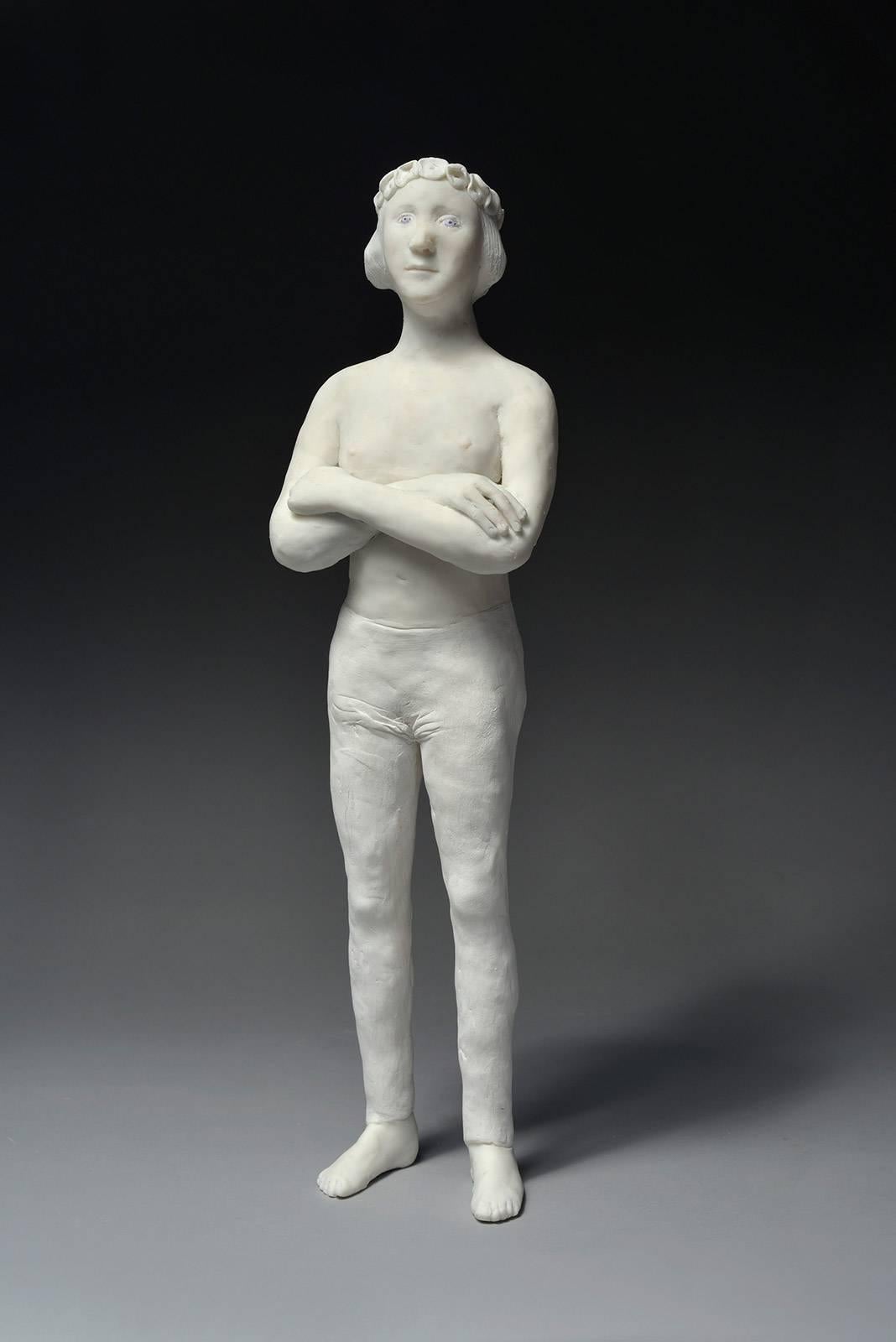 Agnes Baillon Figurative Sculpture - Femen Croisant les Bras