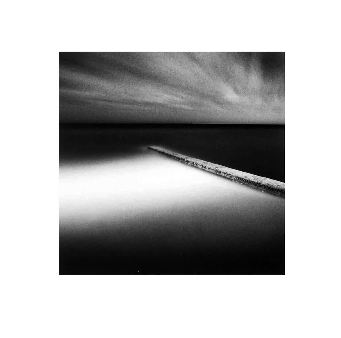 Michael Kenna Abstract Photograph – Tempus Fugit, Deerfield Beach, Florida