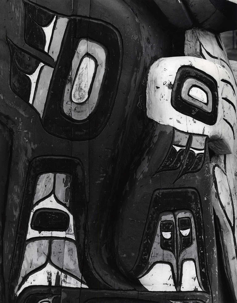 Brett Weston Black and White Photograph – Totem Pole-Details