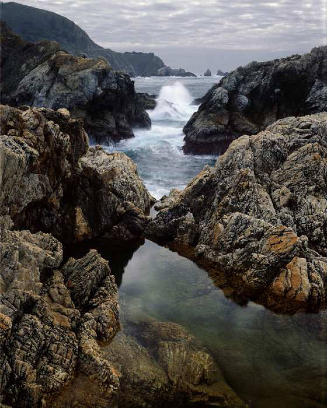 Kenneth Parker Landscape Photograph - Pool Spray and Sea, Big Sur, CA