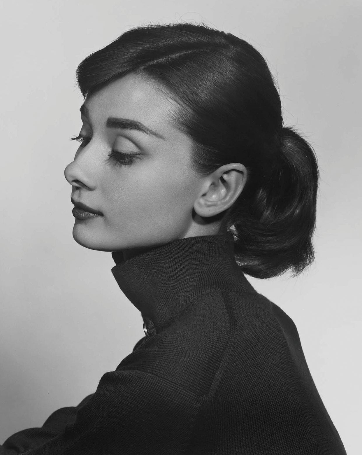 Yousuf Karsh Portrait Photograph - Audrey Hepburn