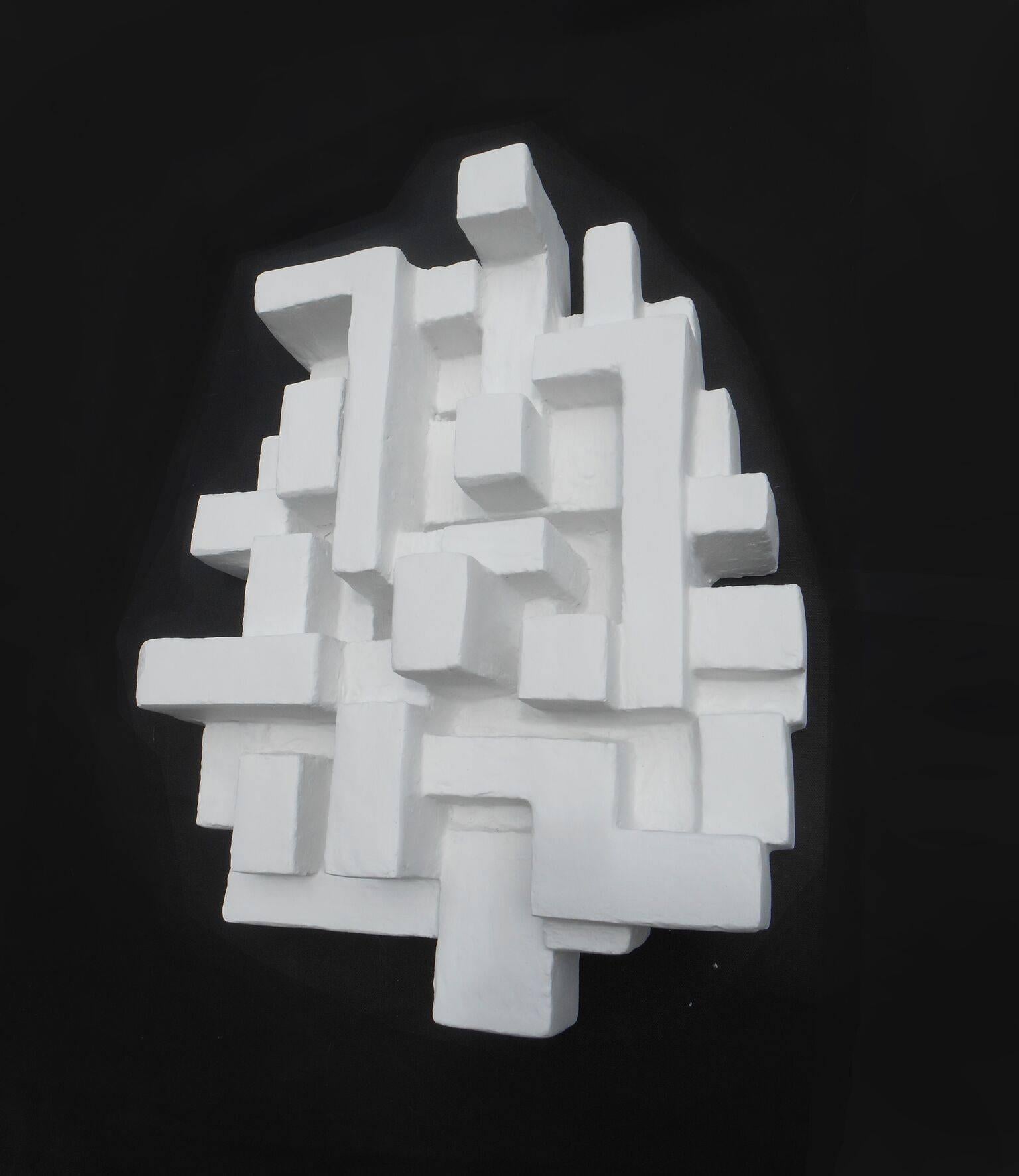 Dan Schneiger Abstract Sculpture - Villa II