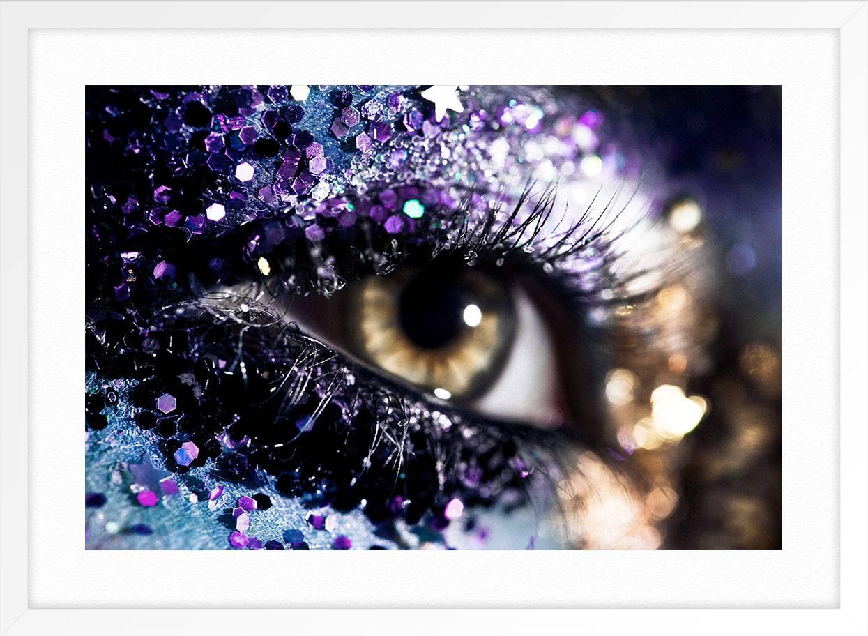 Glitter II (Schwarz), Figurative Photograph, von Andreas Mierswa & Markus Kluska