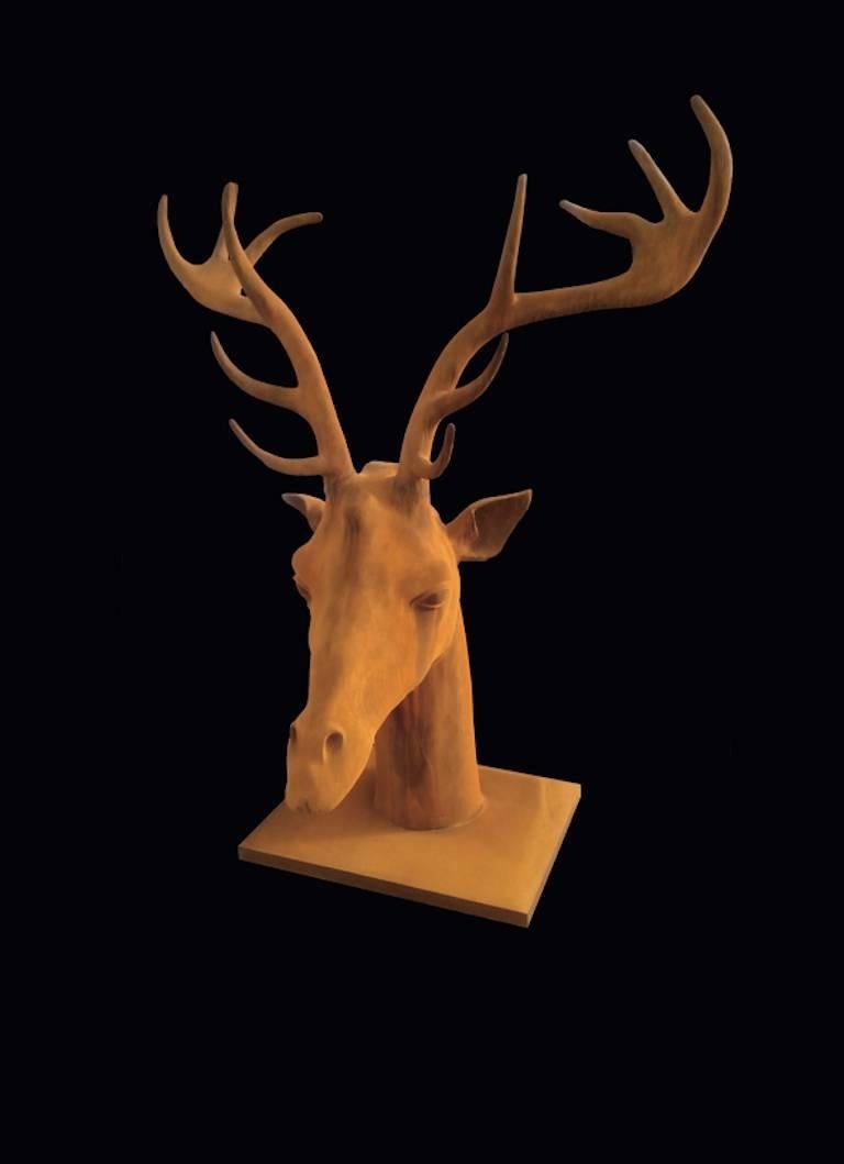 Giraffe-Deer Head - Sculpture by Mauro Corda