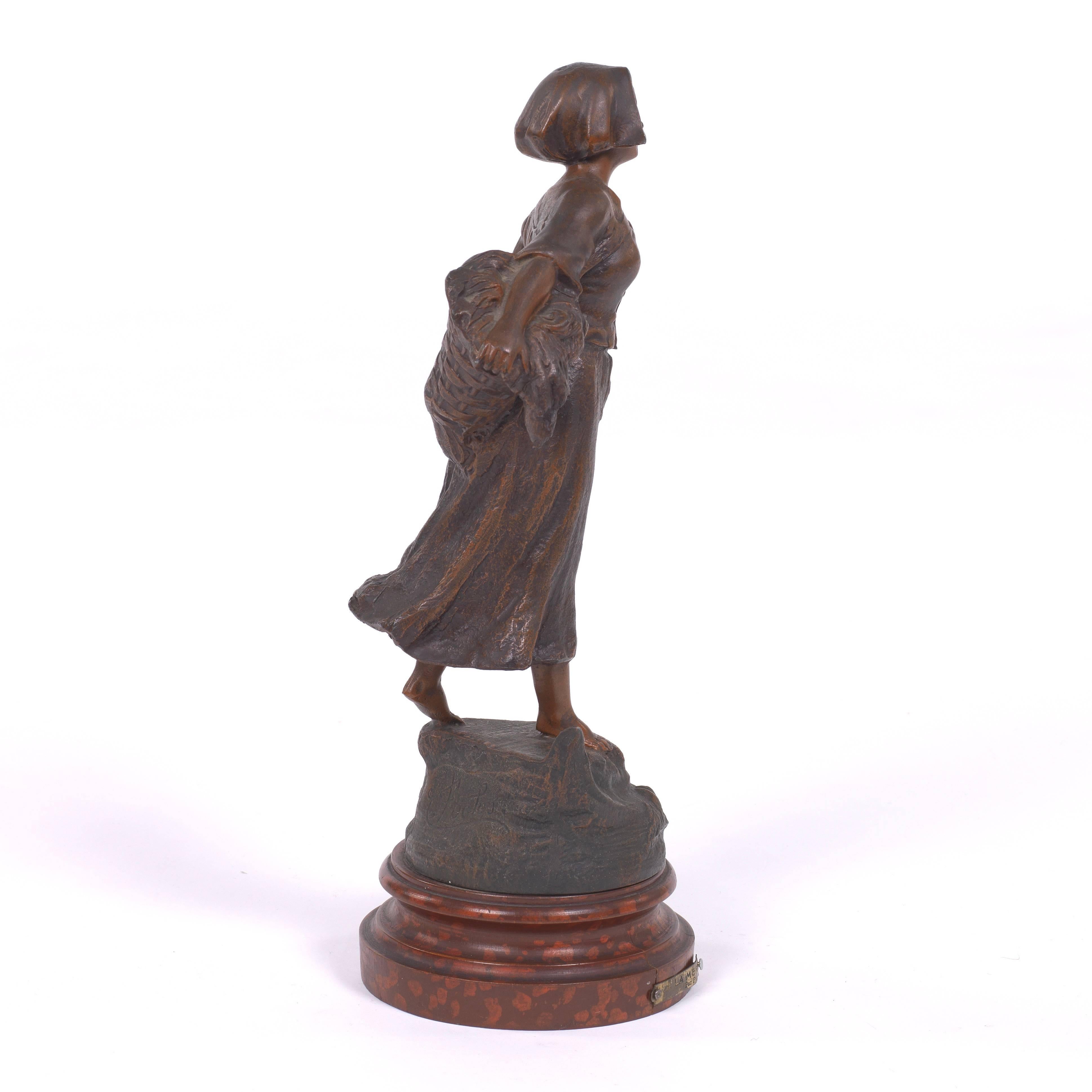 A La Mer - Victorien Sculpture par Emil Fuchs