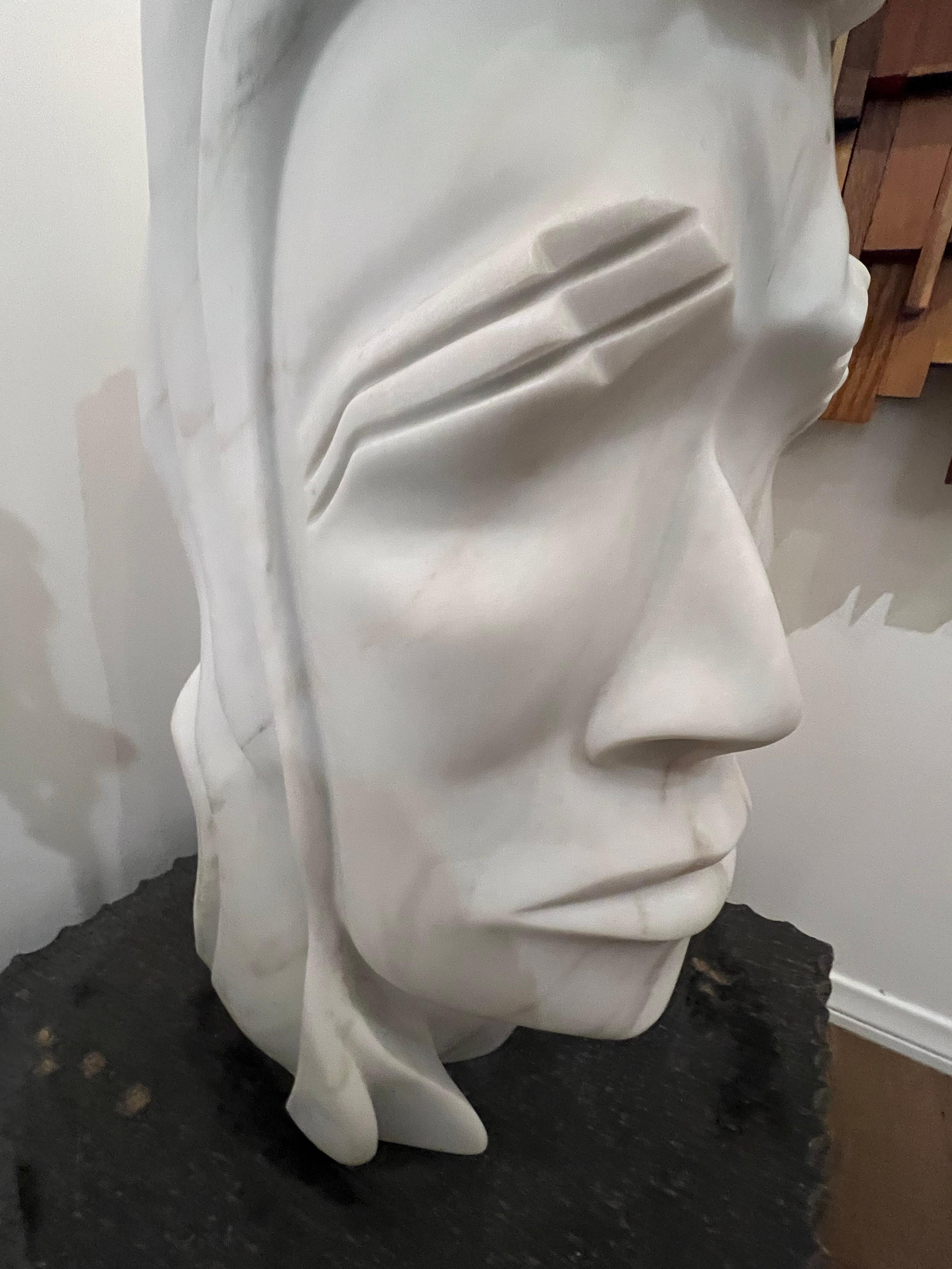 Escultura OBAKE SISTER, Mármol de Yule 12