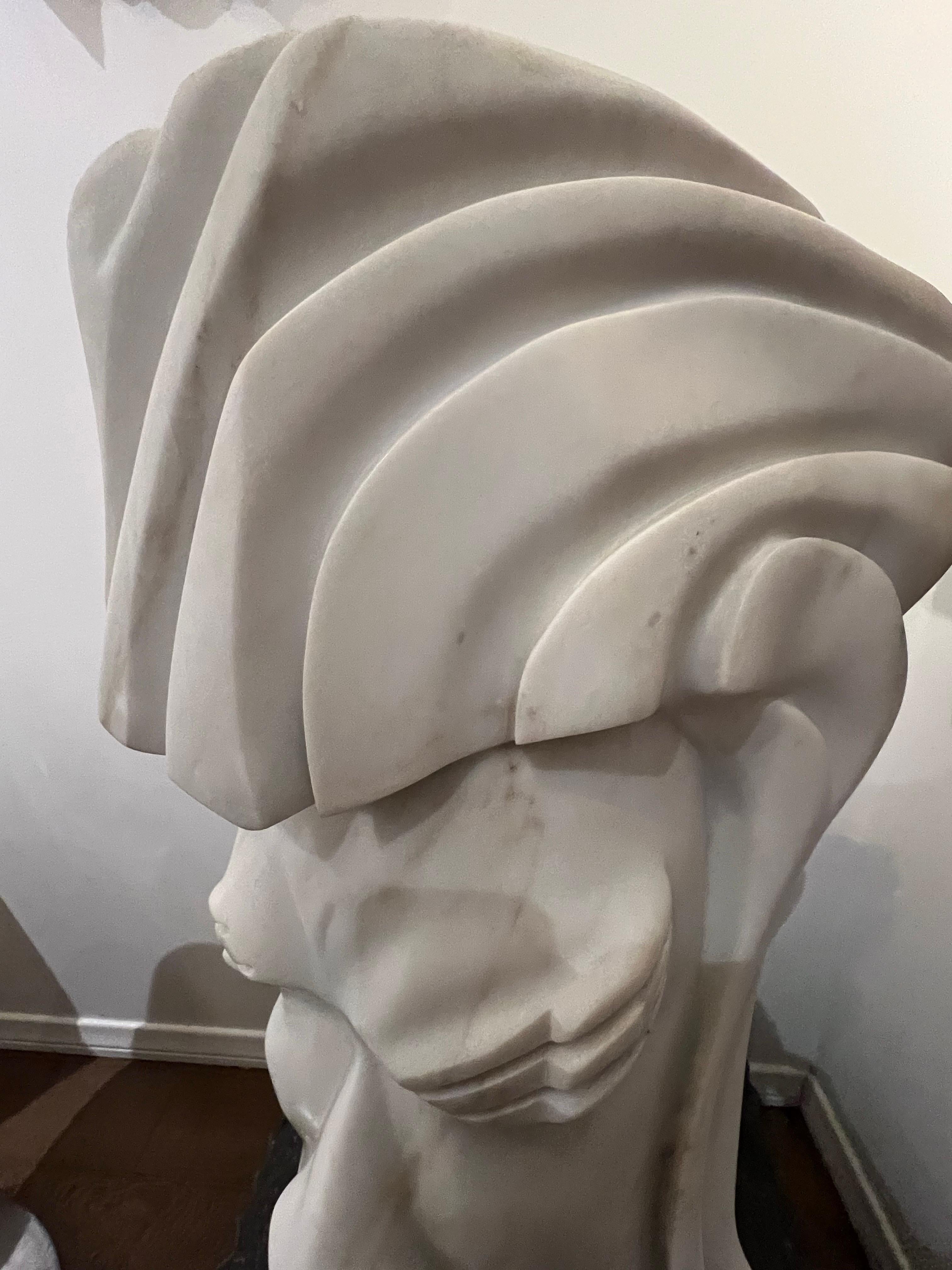 Escultura OBAKE SISTER, Mármol de Yule 13
