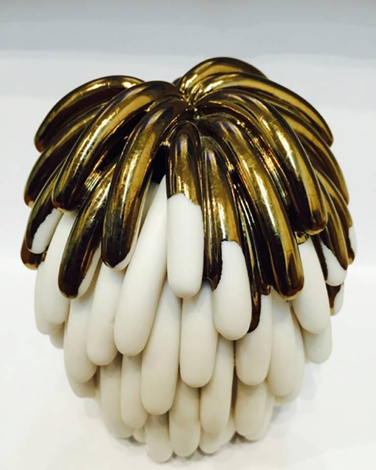 Linda Lopez Abstract Sculpture - White Gold Mound