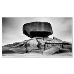 Studio panoramico della costa di granito rosa 2 – Bretagna, Francia – Foto in bianco e nero