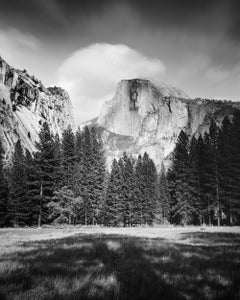 Half Dome, Parco Nazionale dello Yosemite, USA, fotografia in bianco e nero, paesaggio
