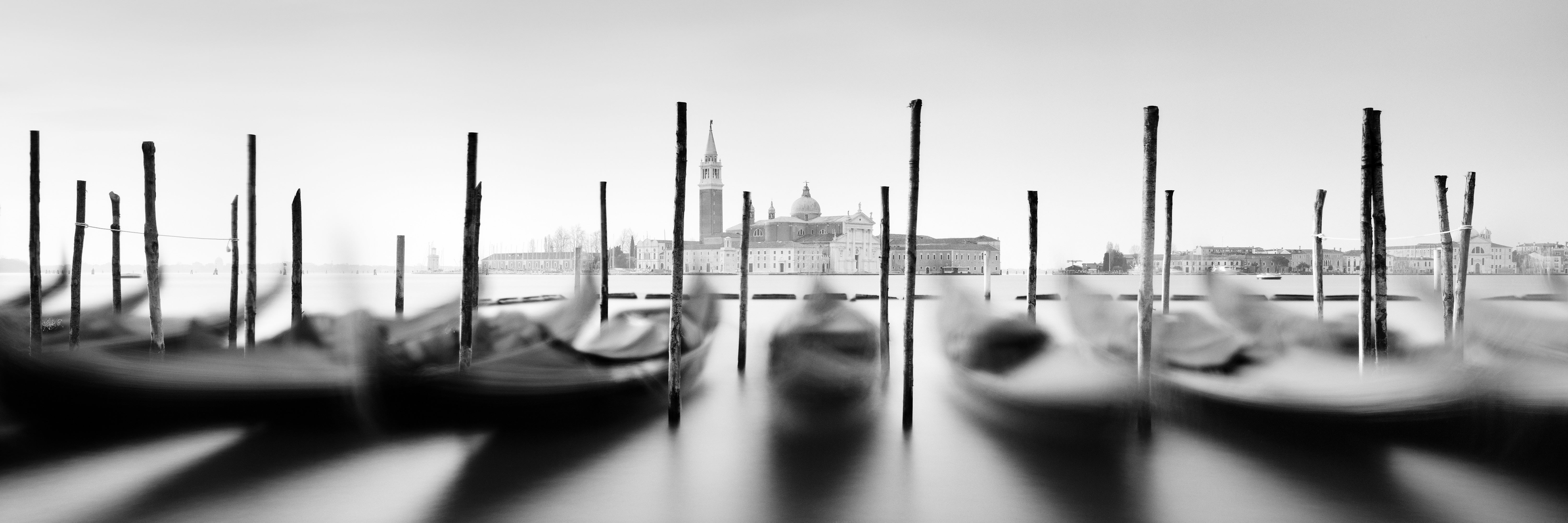 Gerald Berghammer Landscape Photograph - Basilica and Gondola, Venice, black and white panorama photography, landscape