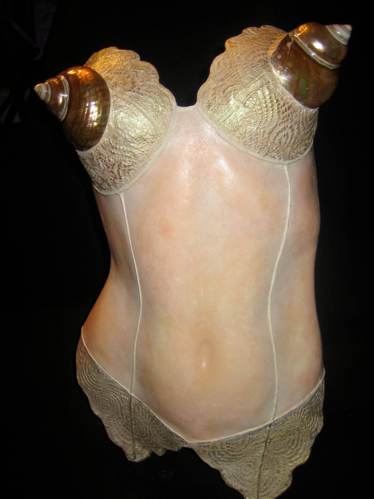 A CONCH-SCIOUS SHE SELL - Sculpture by Laura Ann Jacobs