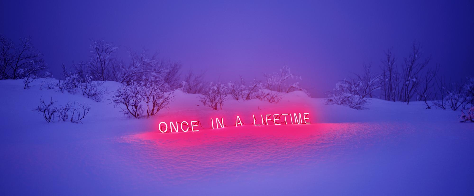 Una vez en la vida - Jung Lee, Neón, Texto, Instalación, Símbolo, Naturaleza 5