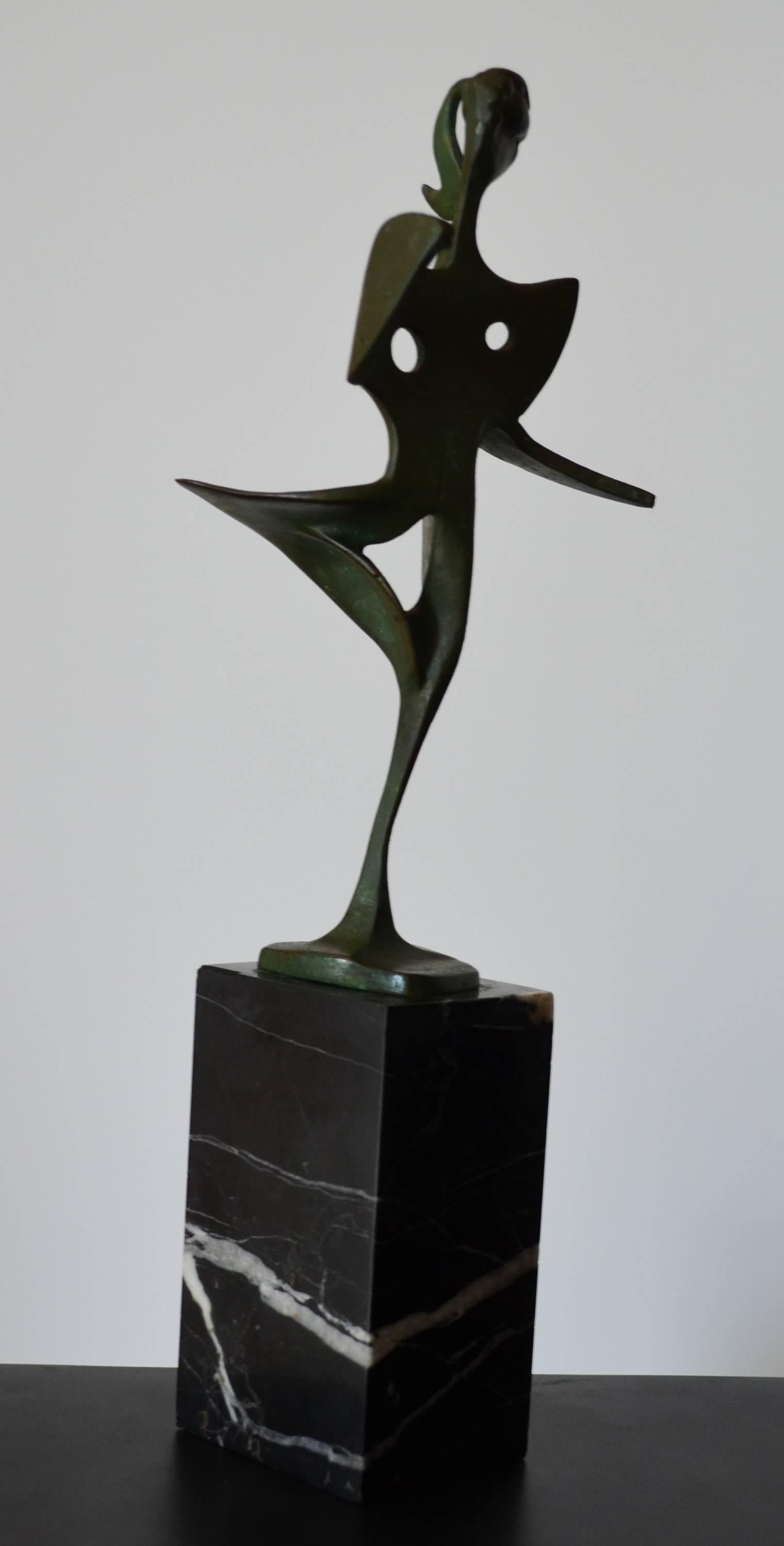 Primavera - Modern Sculpture by Robert Russin