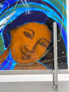 "When I Was the Stars" di Deborah Johnson, vetro fuso e smaltato, 20 x 22 x 4