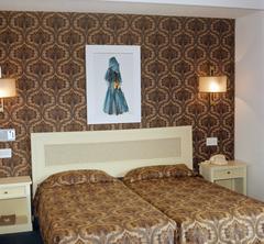 Hotel Lobbies, Rooms and Bars - Hotel Torre Del Mar in Figueretas, Ibiza 1976 4