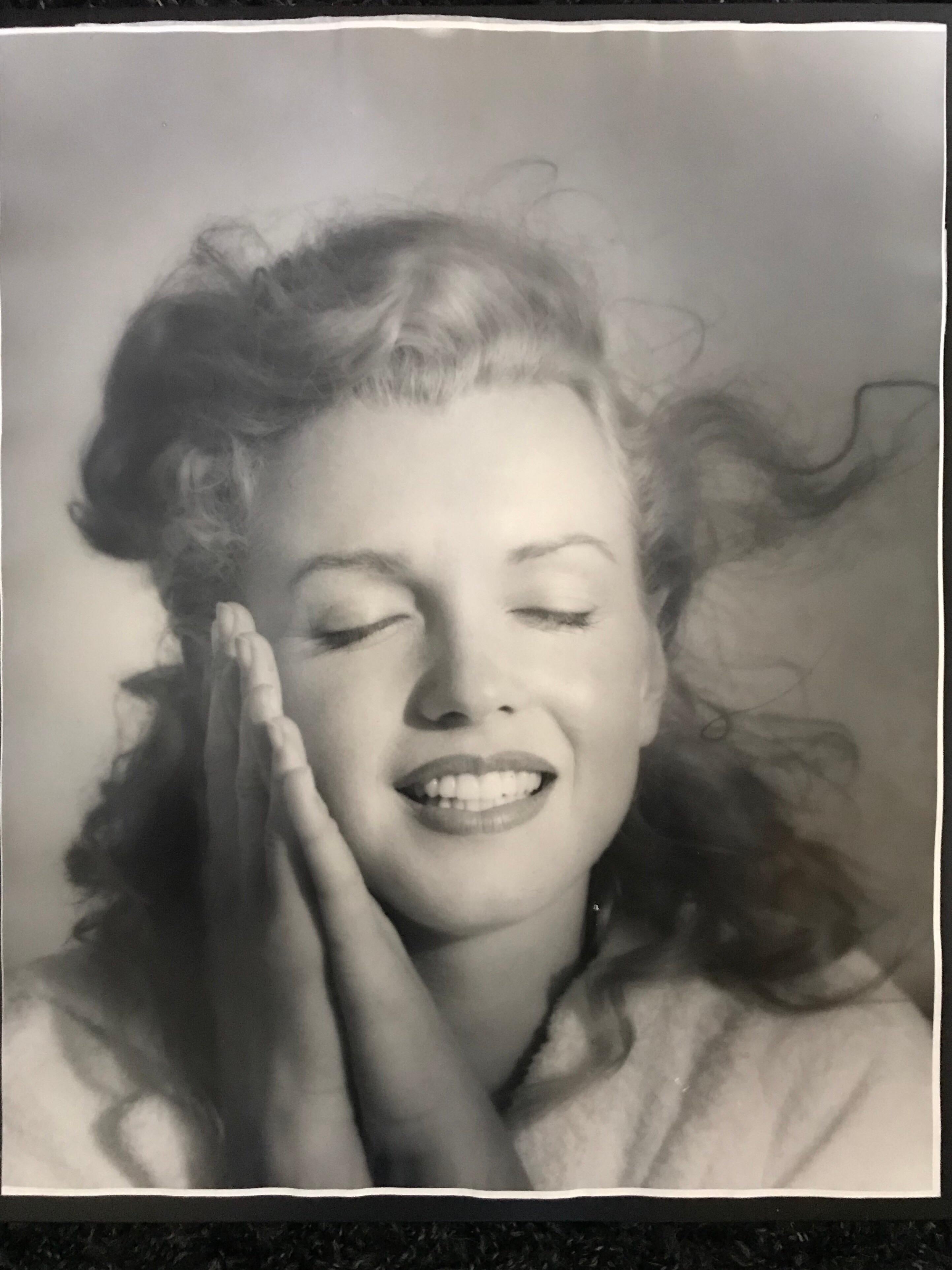 Andre de Dienes Portrait Photograph - Marilyn Monoe