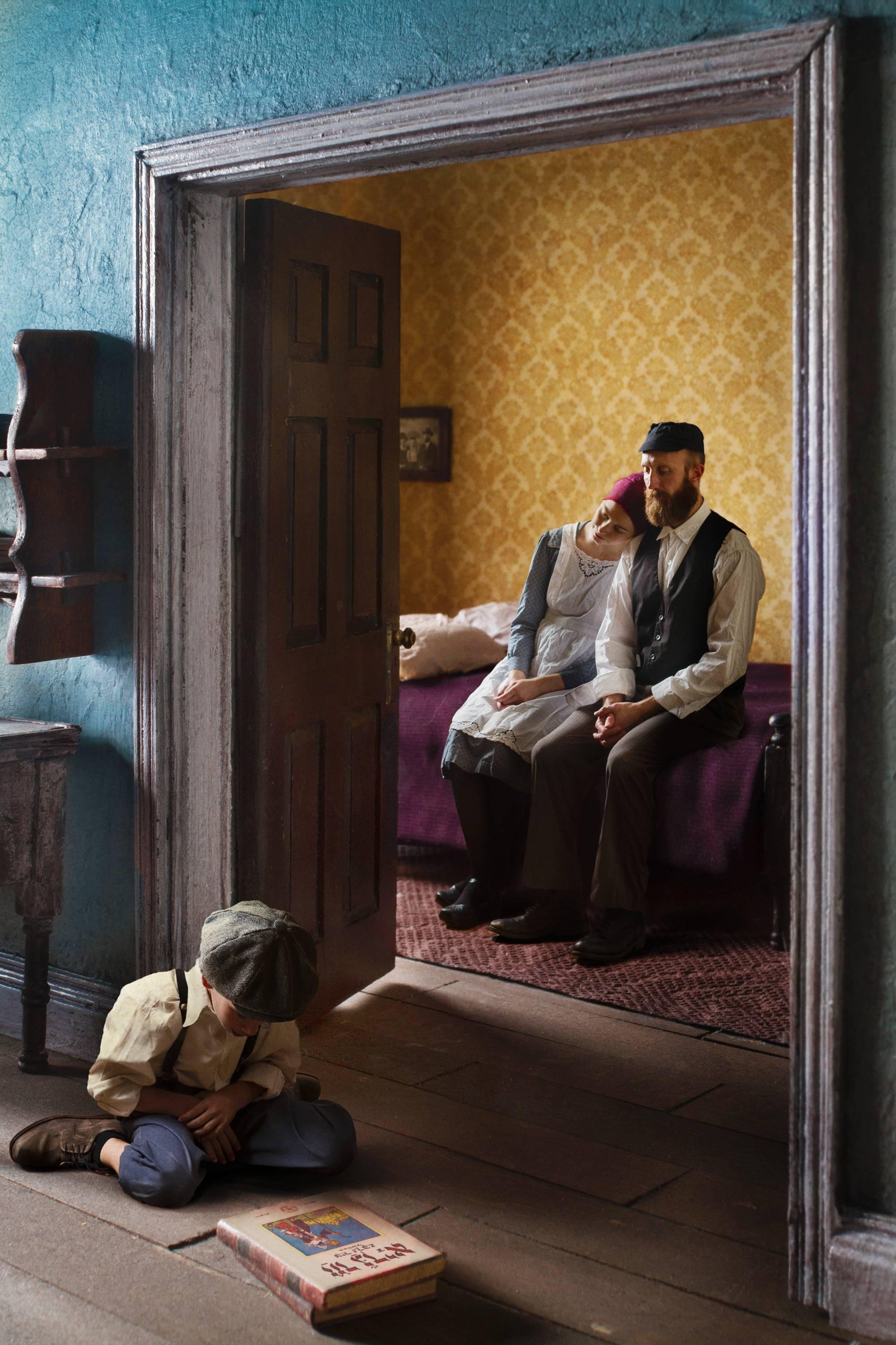 Color Photograph di Richard Tuschman - Once Upon A Time, fotografia in edizione limitata, firmata, pigmento d'archivio