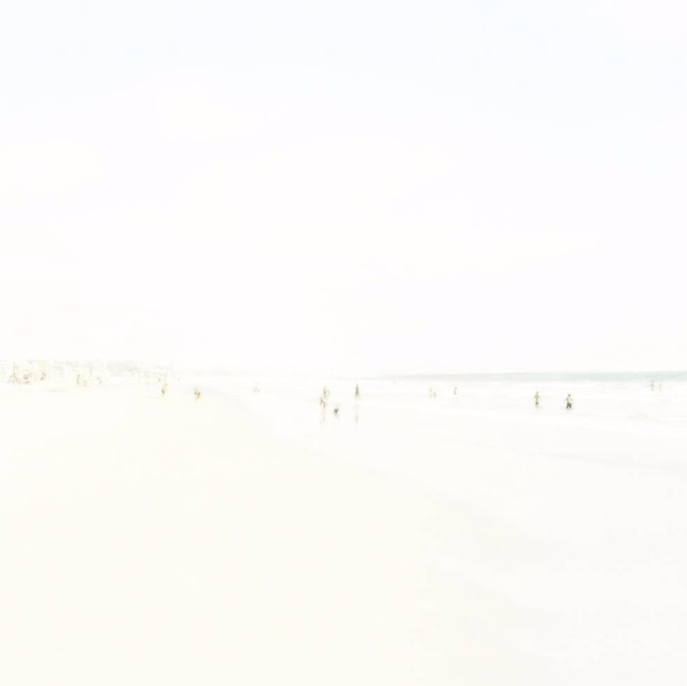 Color Photograph de Maria Luisa Morando - Blanco VII