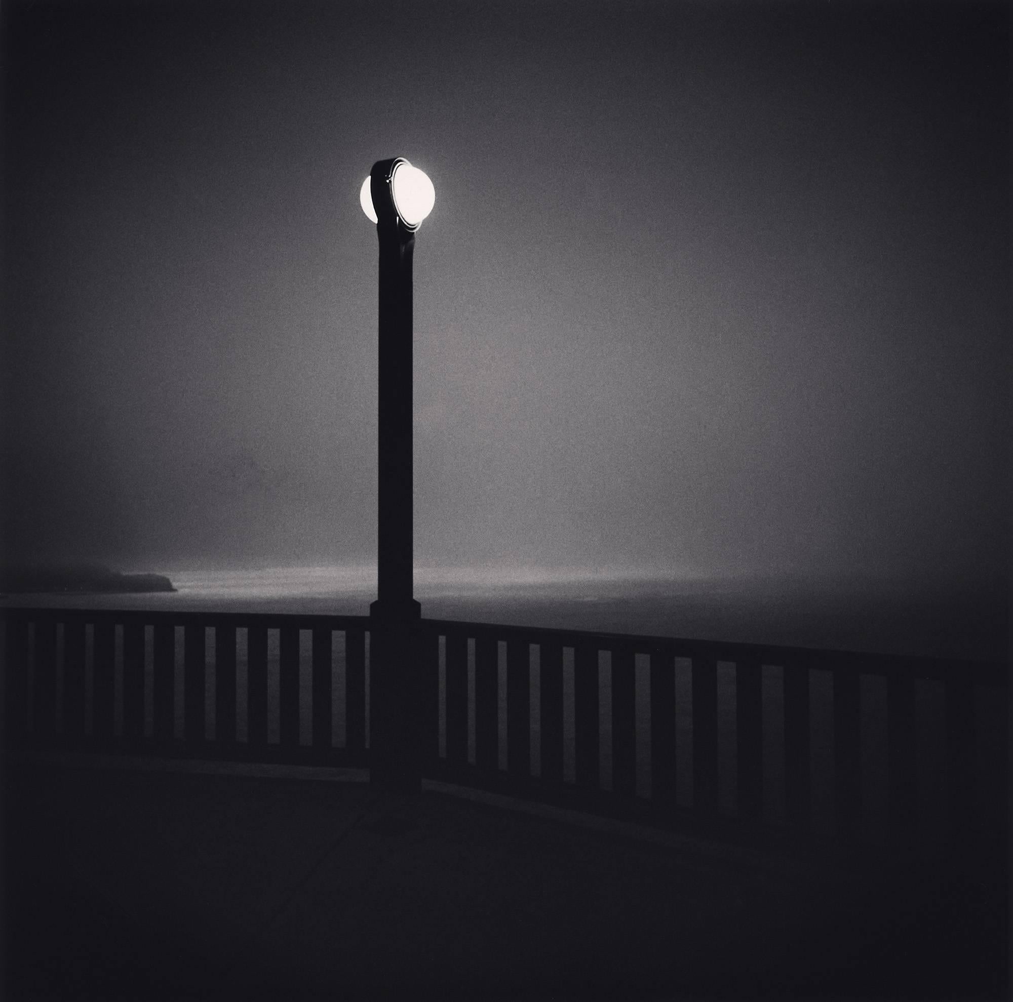 Landscape Photograph di Michael Kenna - Golden Gate Bridge, Studio 16, San Francisco, California, USA. 2009