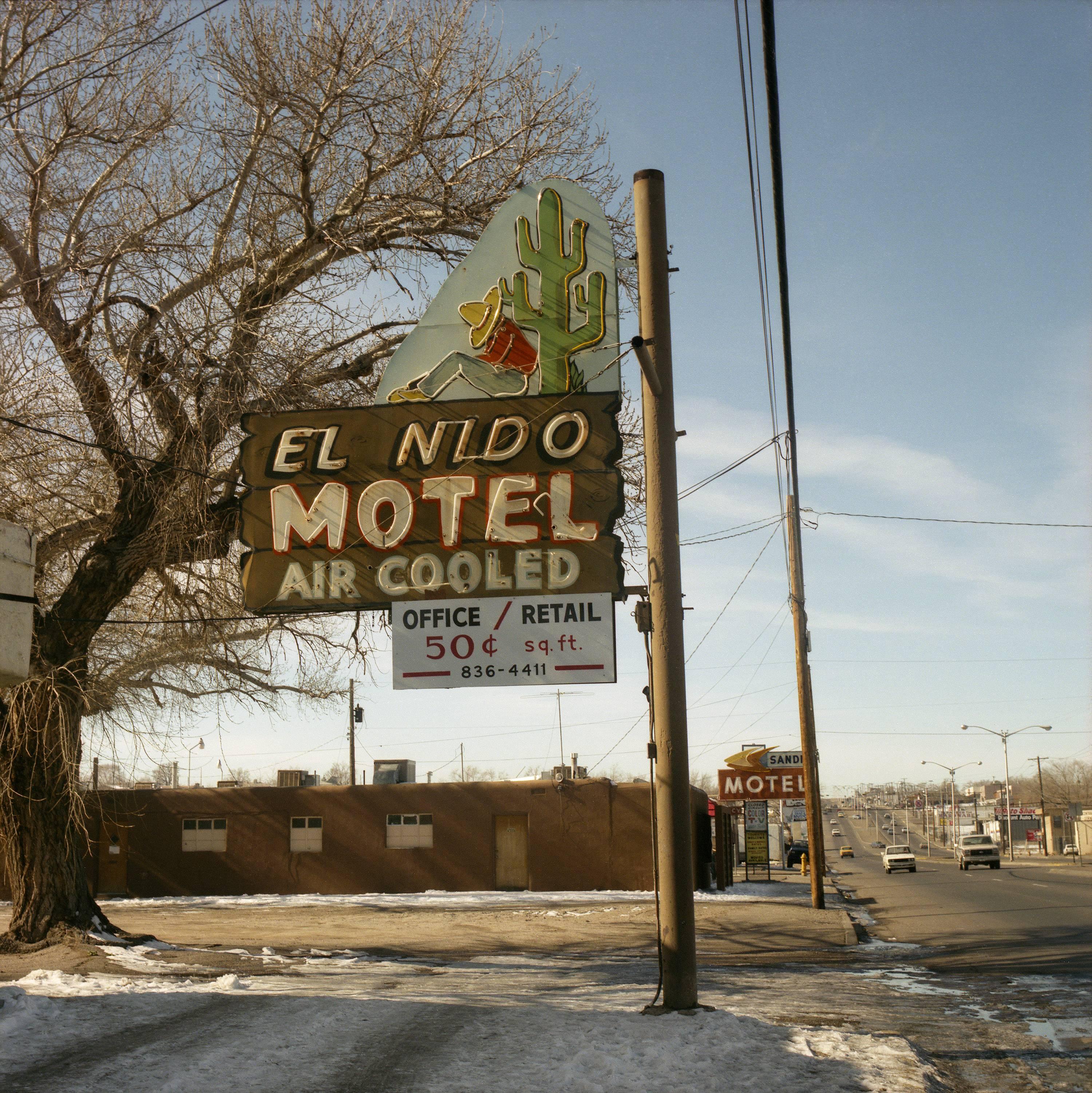 Steve Fitch Color Photograph - Albuquerque, New Mexico; January