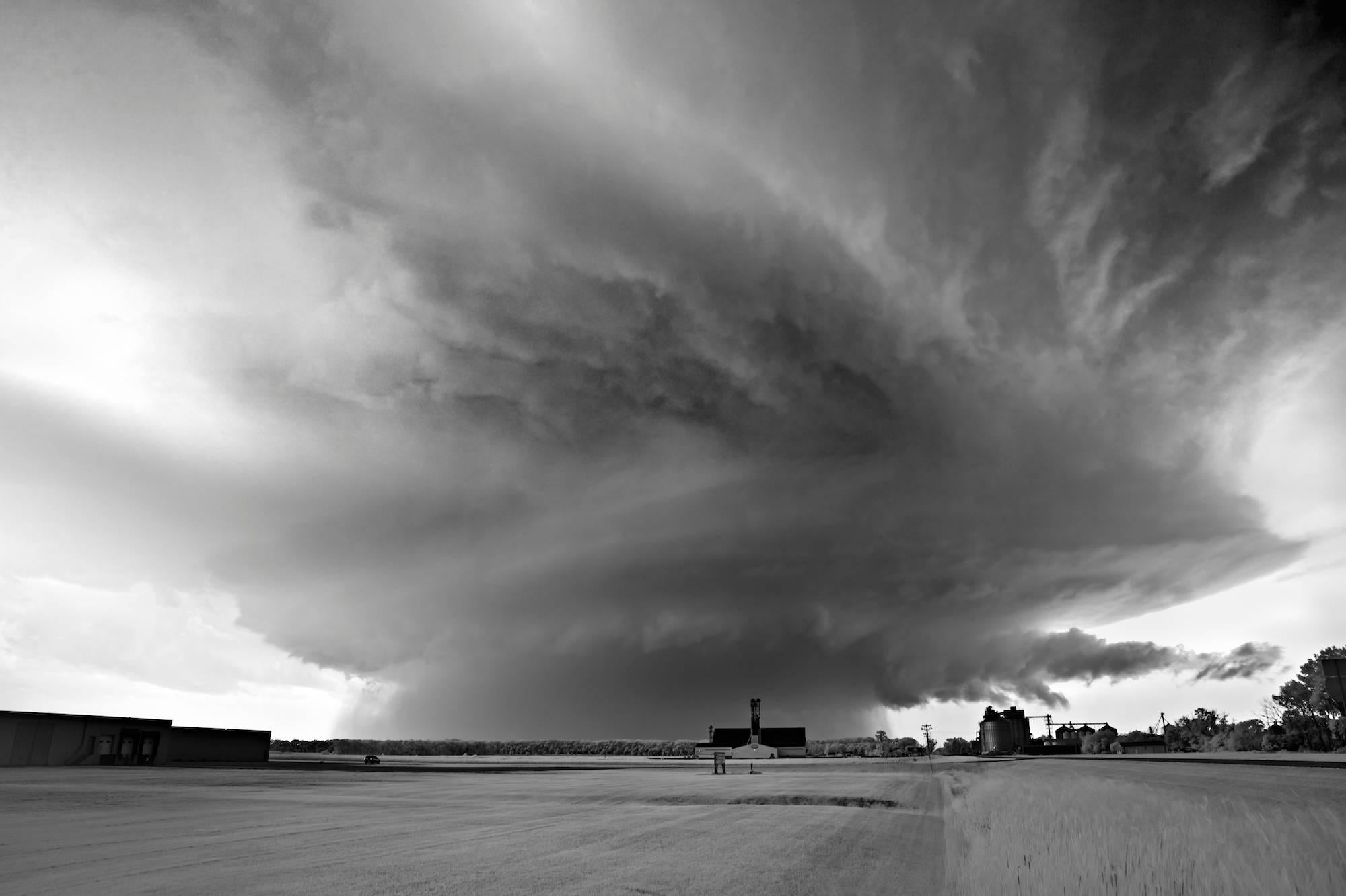 Mitch Dobrowner Landscape Photograph – Zodiac